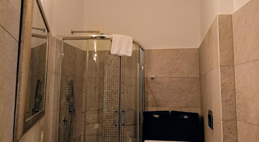 로마 Un angolo di Oriente a due passi da San Pietro 3성급 싱글룸 스위트룸