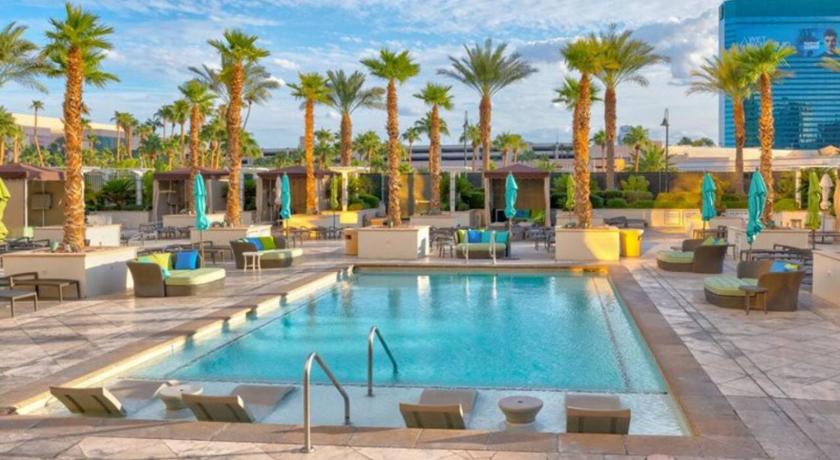 Las Vegas Ultimate Vegas Trip with Sphere View, Pool and Gym 4-Star Accommodation room