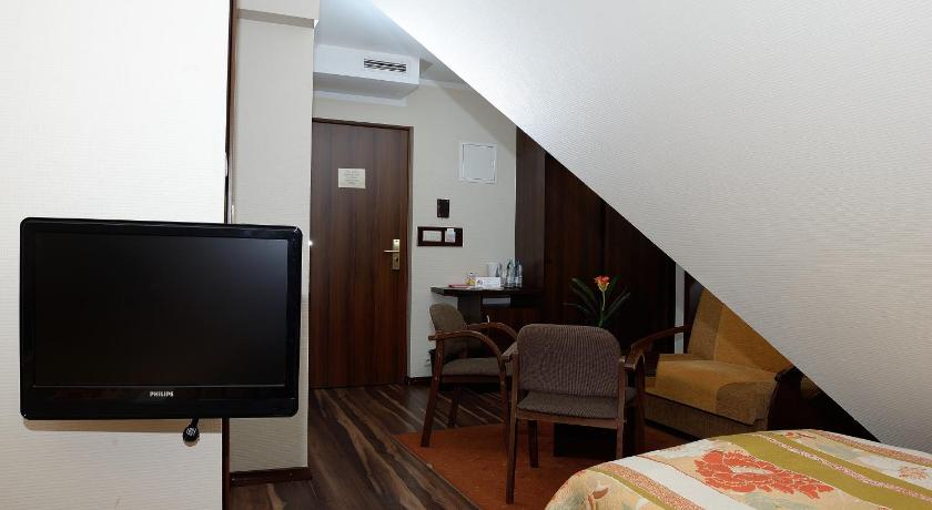 Image of Twin Room (1 Adult) 3