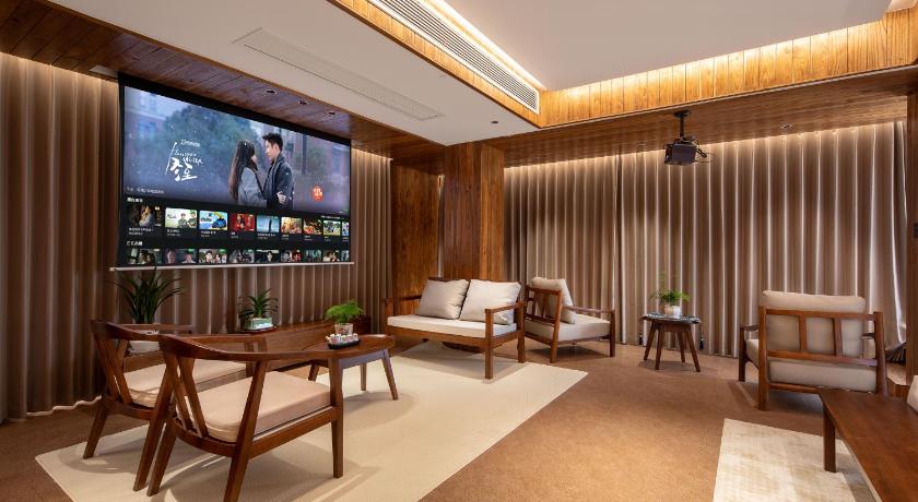 Zhangjiajie Valley Love Holiday hotel
