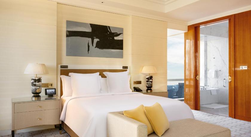 Four Seasons Hotel Tianjin - image 50