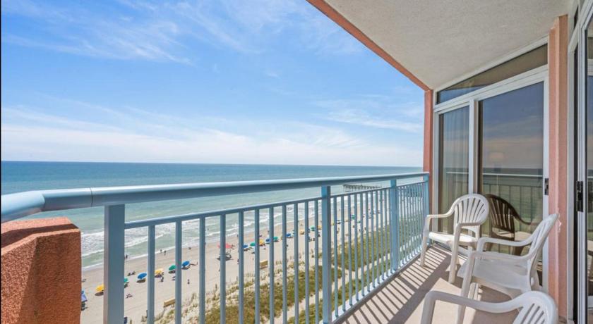 Oceanfront condo in Myrtle Beach - image 6