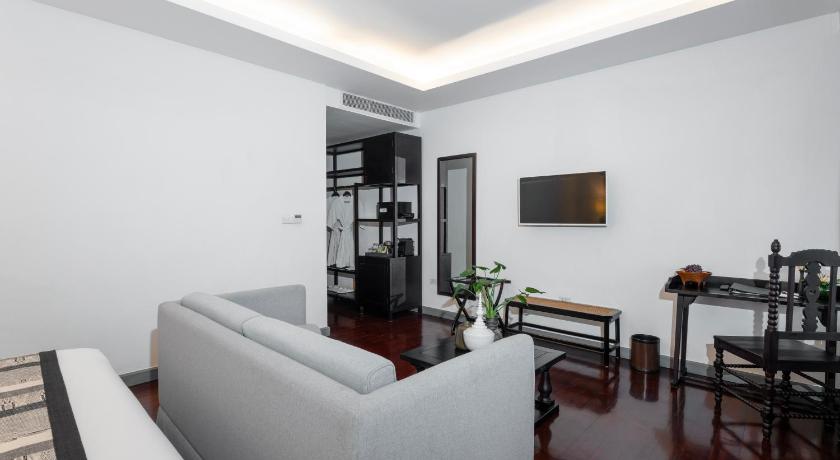 Image of Souphattra Suite Room 7