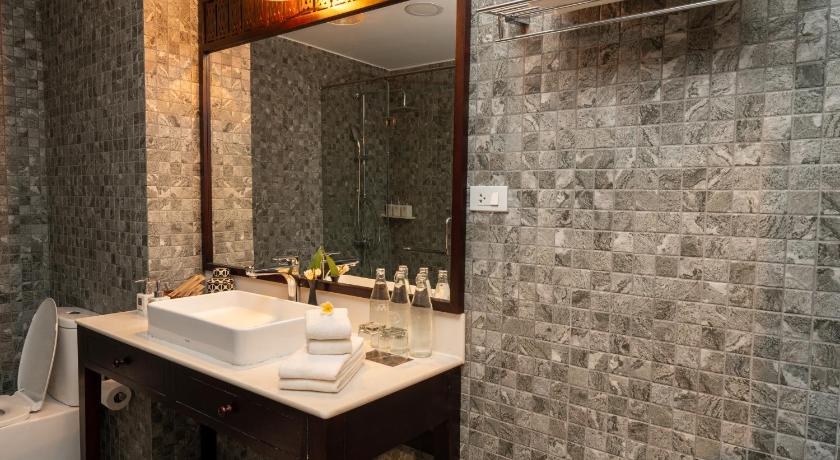 Image of Souphattra Suite Room 12