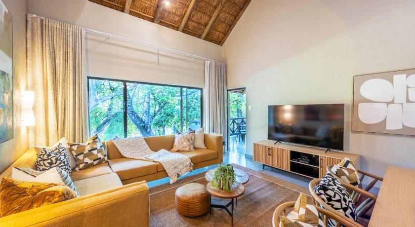 First Group Sanbonani Resort