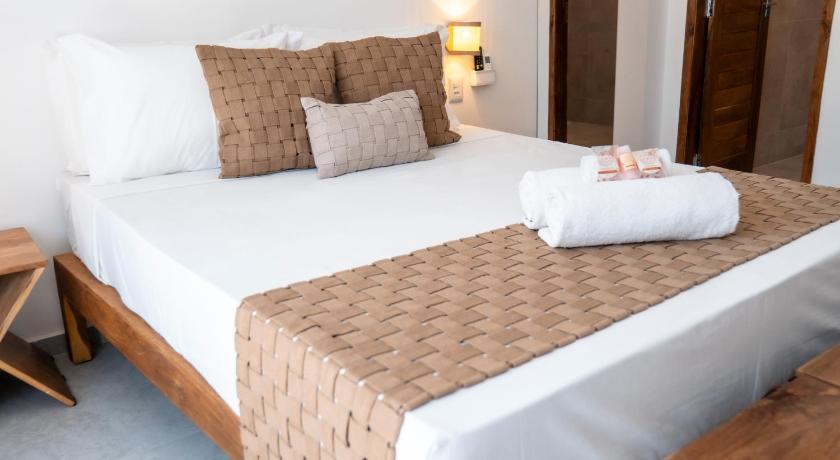 Image of Deluxe Suite with Sea View 4