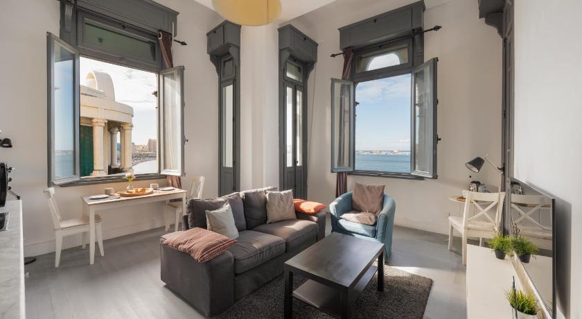 grey l studio apartments Corniche Alexandria Little Venice - image 10