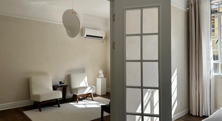 Shanghai Hills& Art Suite 15 - image 6