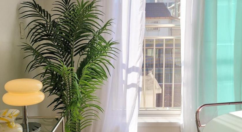 서울 봉봉스테이 (Bongbong Stay) 4성급 싱글룸 수영장