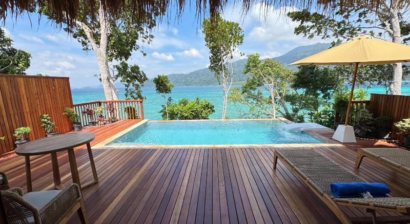 Ten Moons Sunset Villas