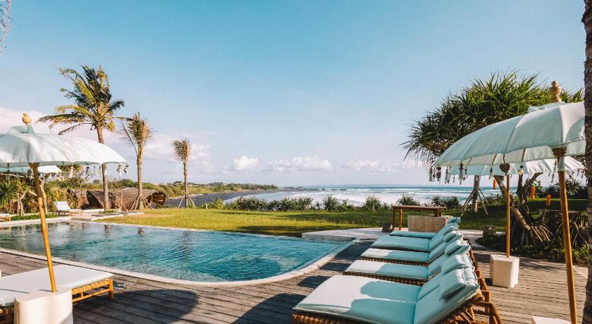 バリ Oshom Bali 5つ星 ホテル ロビー