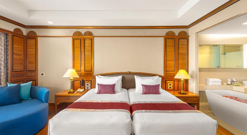 Image of Regency Suite Thai Elegance (2 Bedrooms) 10