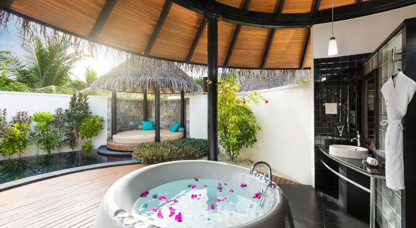 Bilde av Strandvilla med basseng (Pool Beach Villa) 2