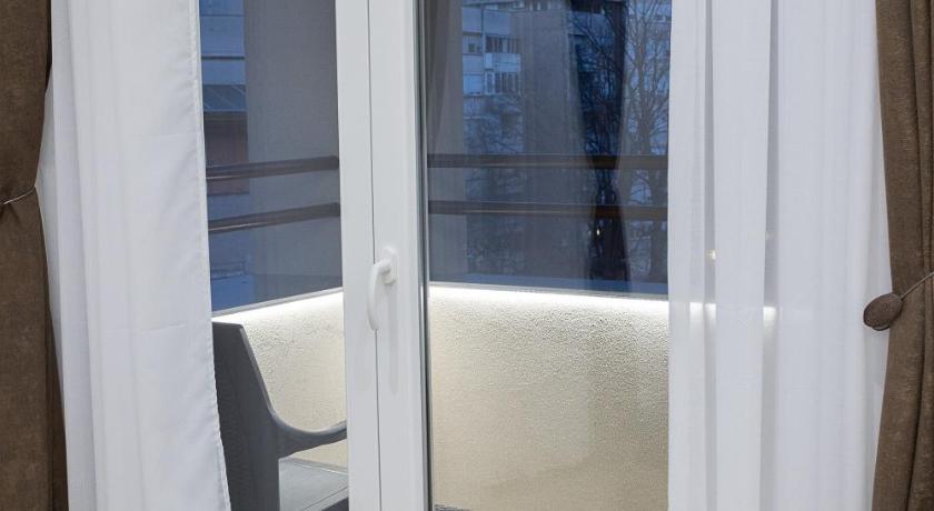 貝爾格勒 M Corner 4星级 民宿 泳池