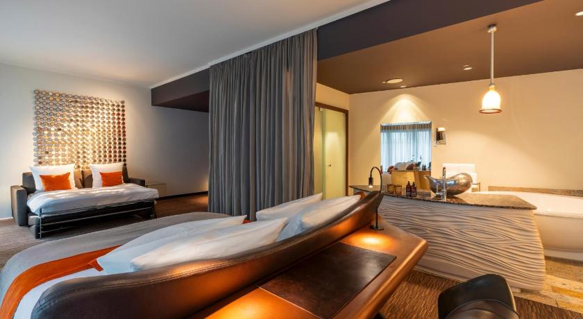 Image of Triple Room 1