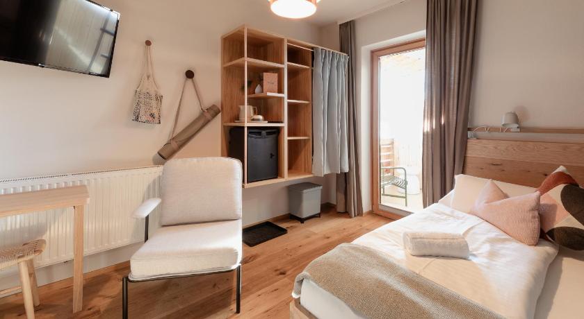 Image of Deluxe Single Room with Balcony 0