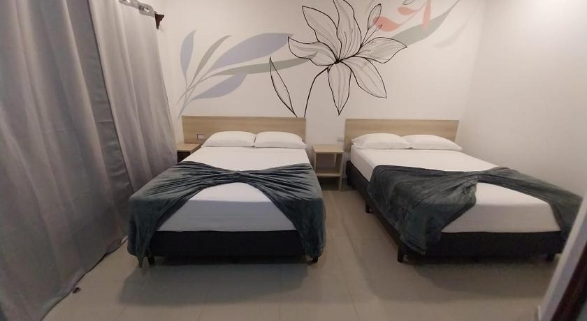 Image of Standard Twin Room 7