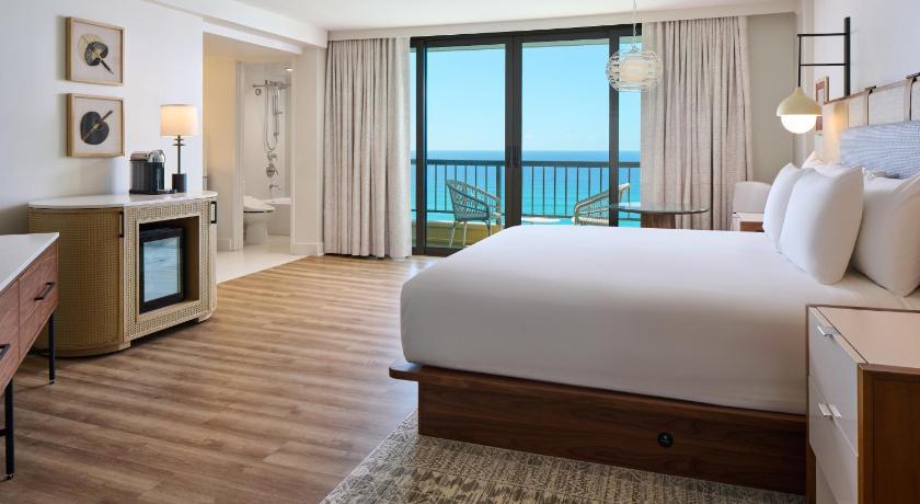 One Bedroom Ocean Front Suiteの画像 0