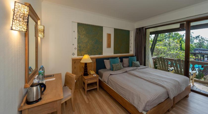 Image of Deluxe Hotel 13