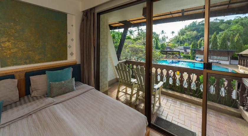 Image of Deluxe Hotel 3