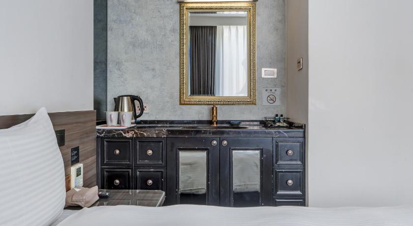 Image of Classic Double Room 16