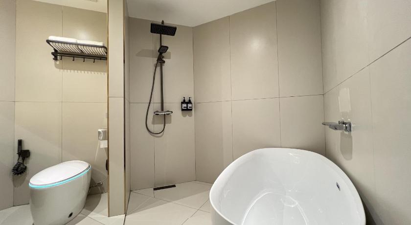 Image of King Room with Spa Bath 5