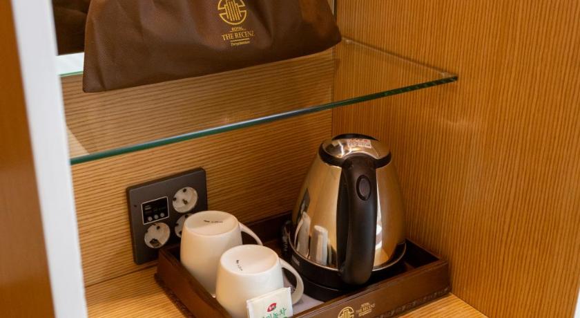 ソウル THE RECENZ DONGDAEMUN HOTEL 4つ星 ホテル 外観