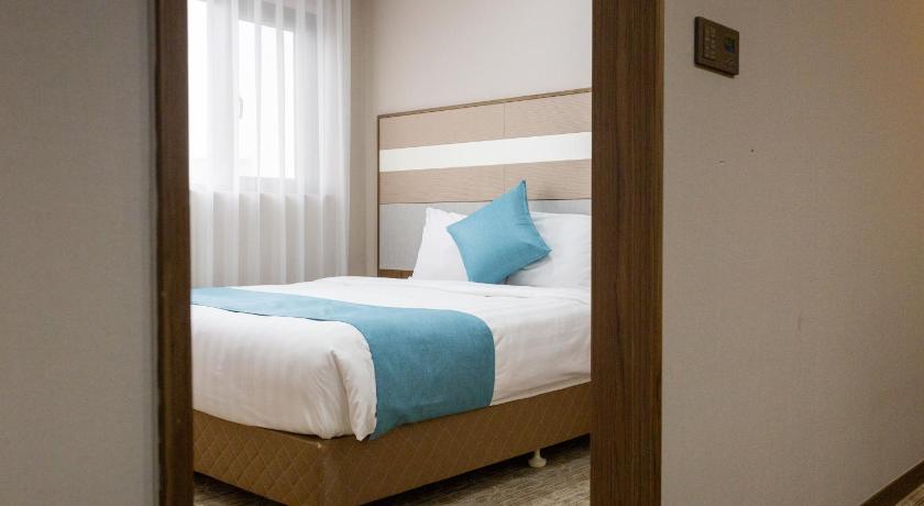 Image of Suite Room 9