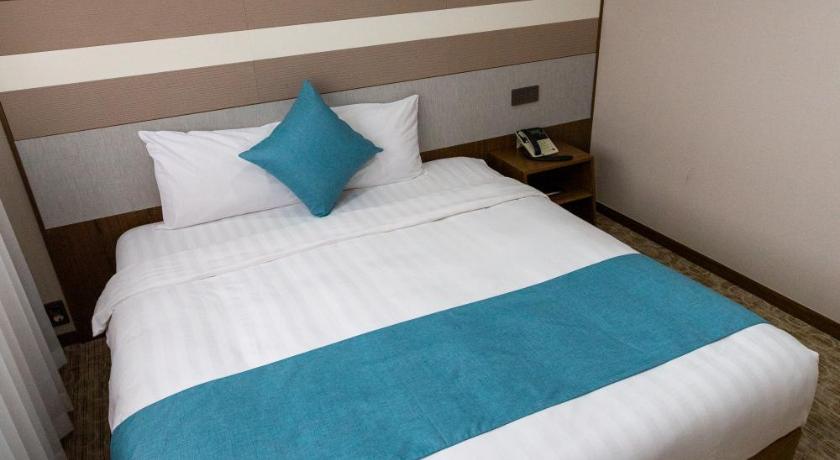 Image of Deluxe Suite 3