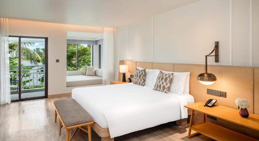 Фото: Ocean View 1 Bedroom Suite 1 King Bed 6