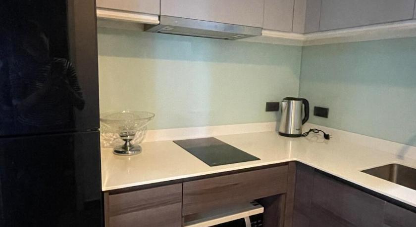 Luxury condominium - image 3