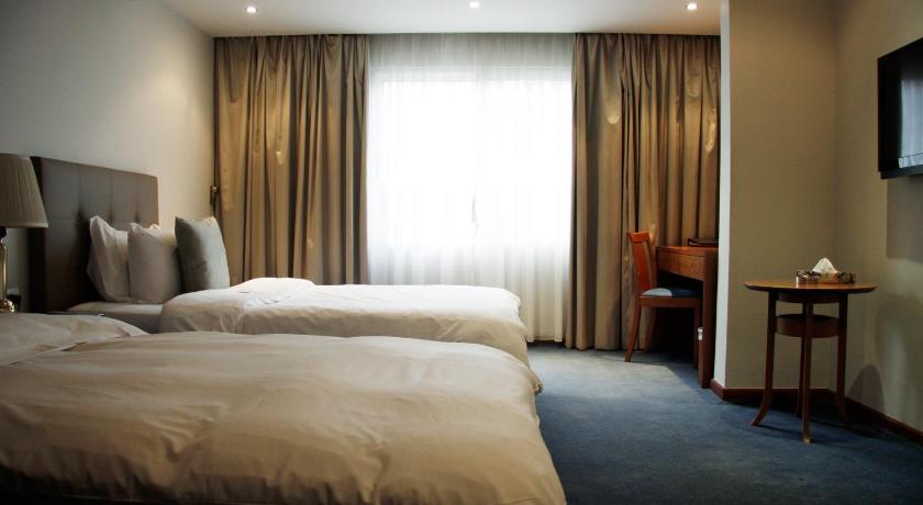 Image of Standard King or Twin Bed - Double Use 0