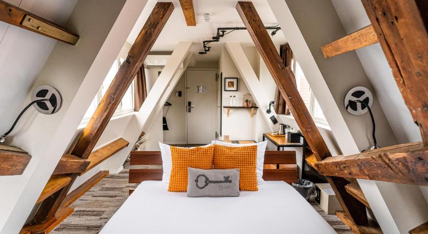 ラージ ダブルルーム (Large Double Room)の画像 4