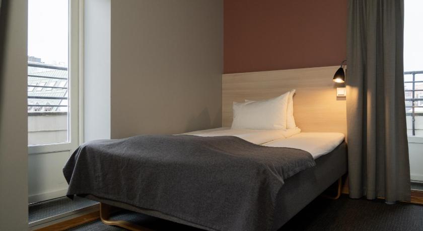 Image of Single Room 4
