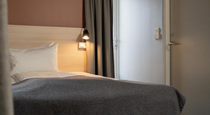 Image of Single Room 15