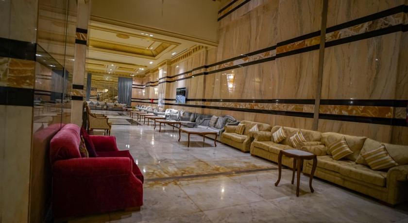 Emaar Forum - image 4