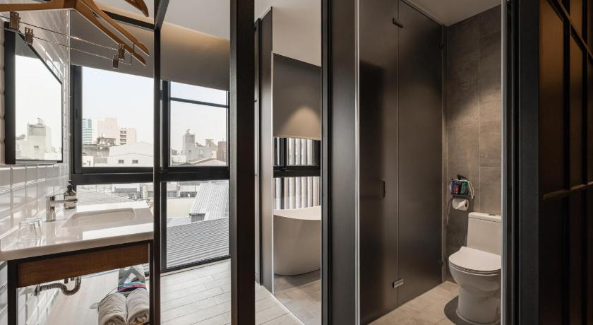 Image of Deluxe Double Room 12