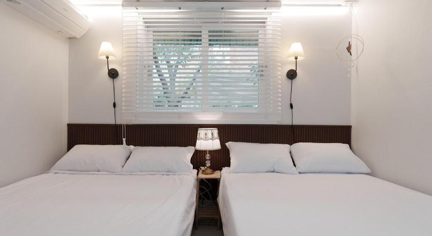 首尔 Hongik stay2 4星级 住宿 大堂