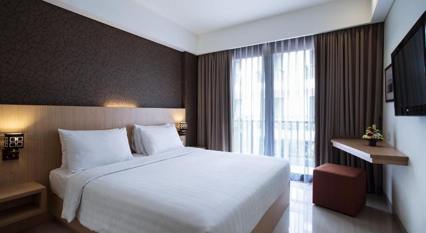 Image of Grand Deluxe with Balcony 1