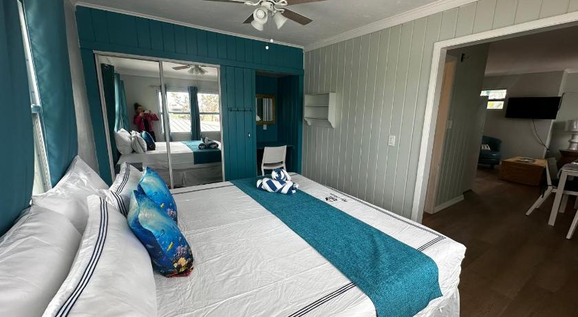 Anna Maria (FL) Playa Esmeralda suite 3 3-Star Accommodation lobby