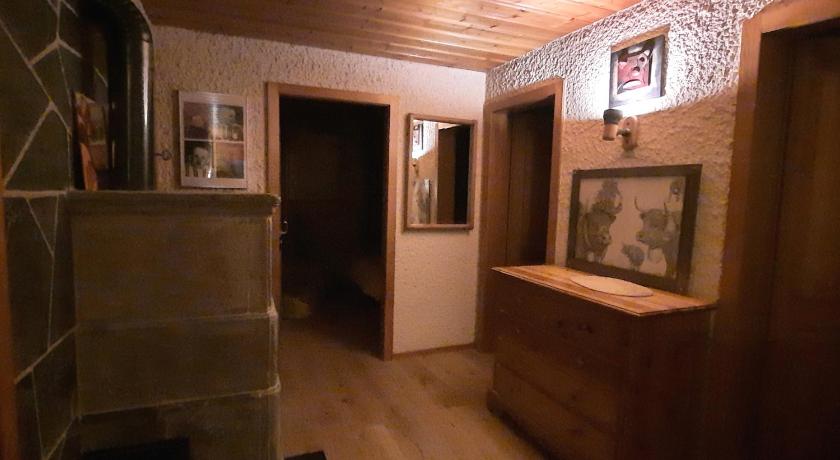 Image of Twin Room with Mountain View 7