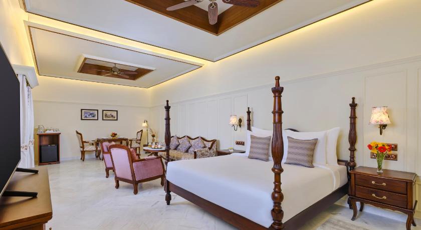 보팔 SADAR MANZIL HERITAGE by Atmosphere, Bhopal 5성급 호텔 레스토랑