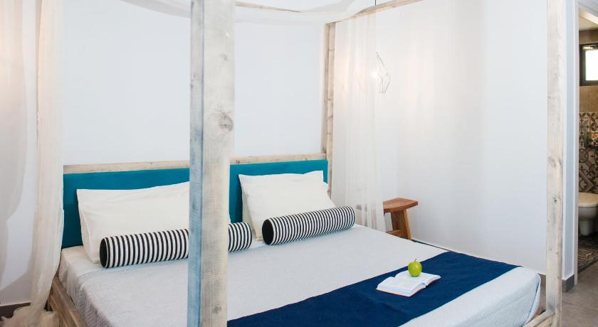 Malibu Boutique Studios & Bungalows photo