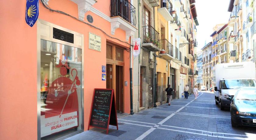 Albergue de Pamplona-Irunako photo