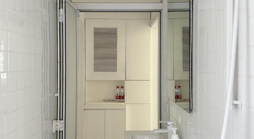 Shanghai Hills& Art Suite 17 - image 15