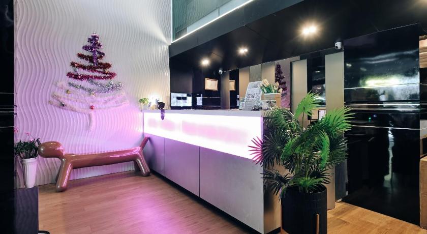 Deco Lux Hotel - image 6