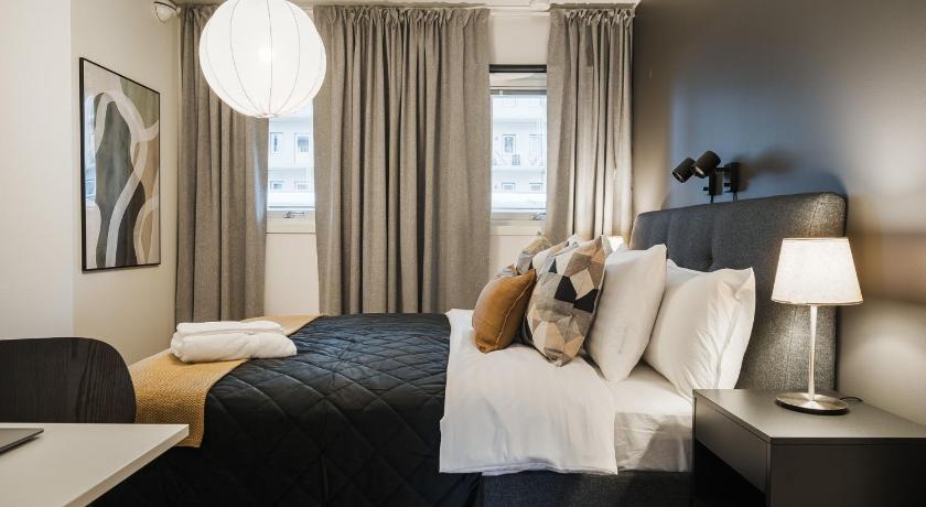 Guestly Homes - 1BR Scandinavian Comfort