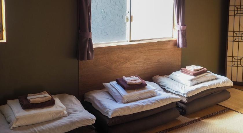 รูปของห้องพักสำหรับ 3 คน (Triple Room) 0