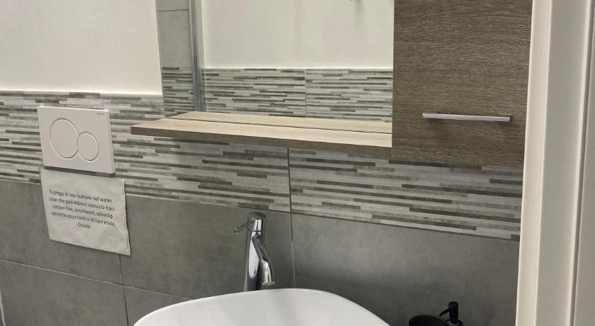 Image of Double Room with Private Bathroom 2