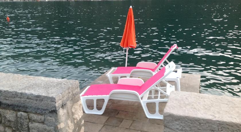 Villa Miramare , Dobrota seafront photo
